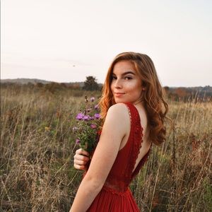 Meet your Posher, Alexis